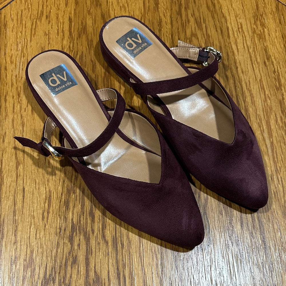 *DOLCE VITA* Dark Burgundy Pointed Toe Kitten SuedeHeel Mules NWOT Size 9